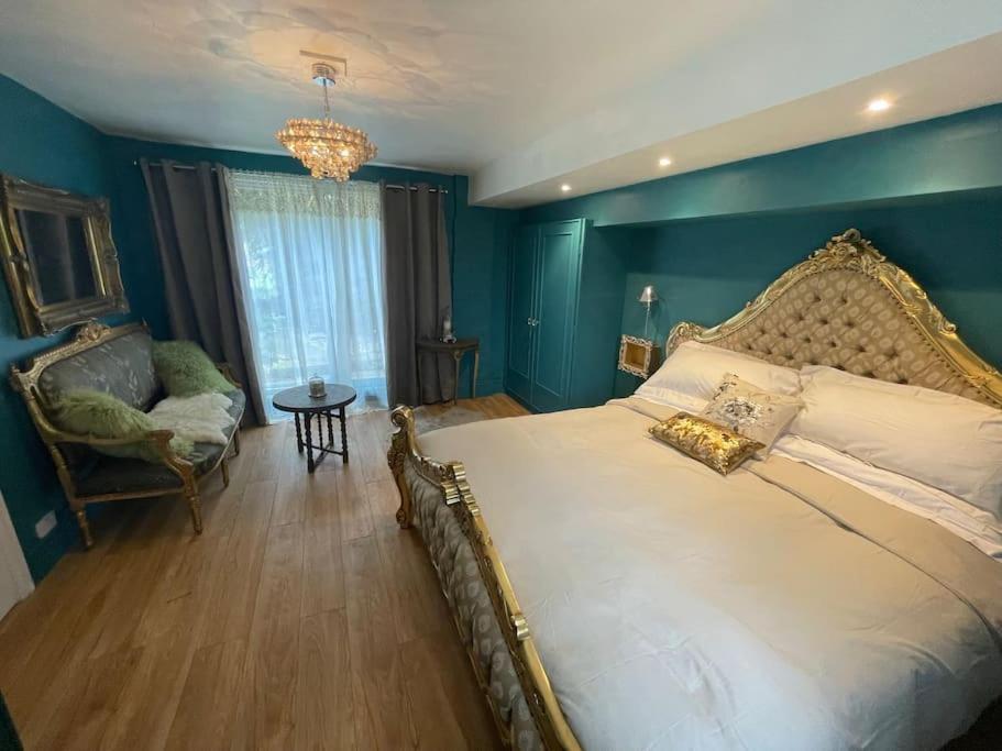HarvingtonThe Big Cosy Boudoir Bed + Hot Tub公寓 外观 照片